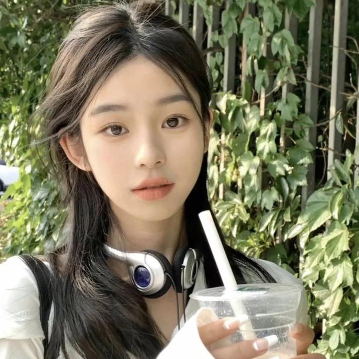 上错婚车后我赖上冷酷谭爷